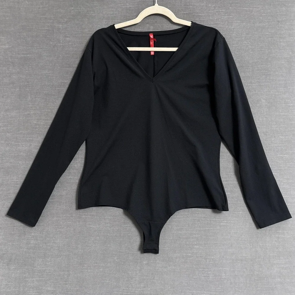 Spanx‎ Bodysuit 2X Black Long Sleeve V Neck Shapewear Thong V Neck Long Sleeve